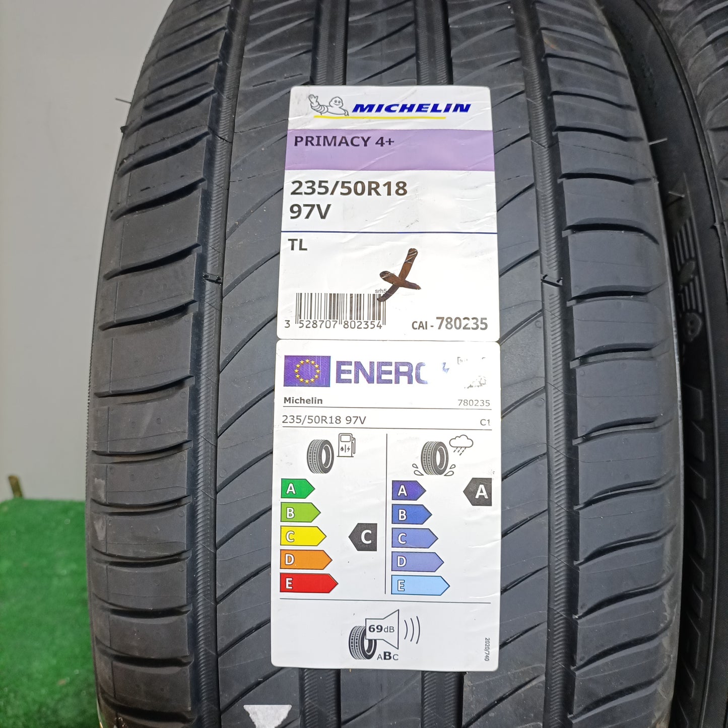 235 50 18 97V MICHELIN PRIMACY 4+ /PRECIO UNIDAD, ENVÍO GRATIS.