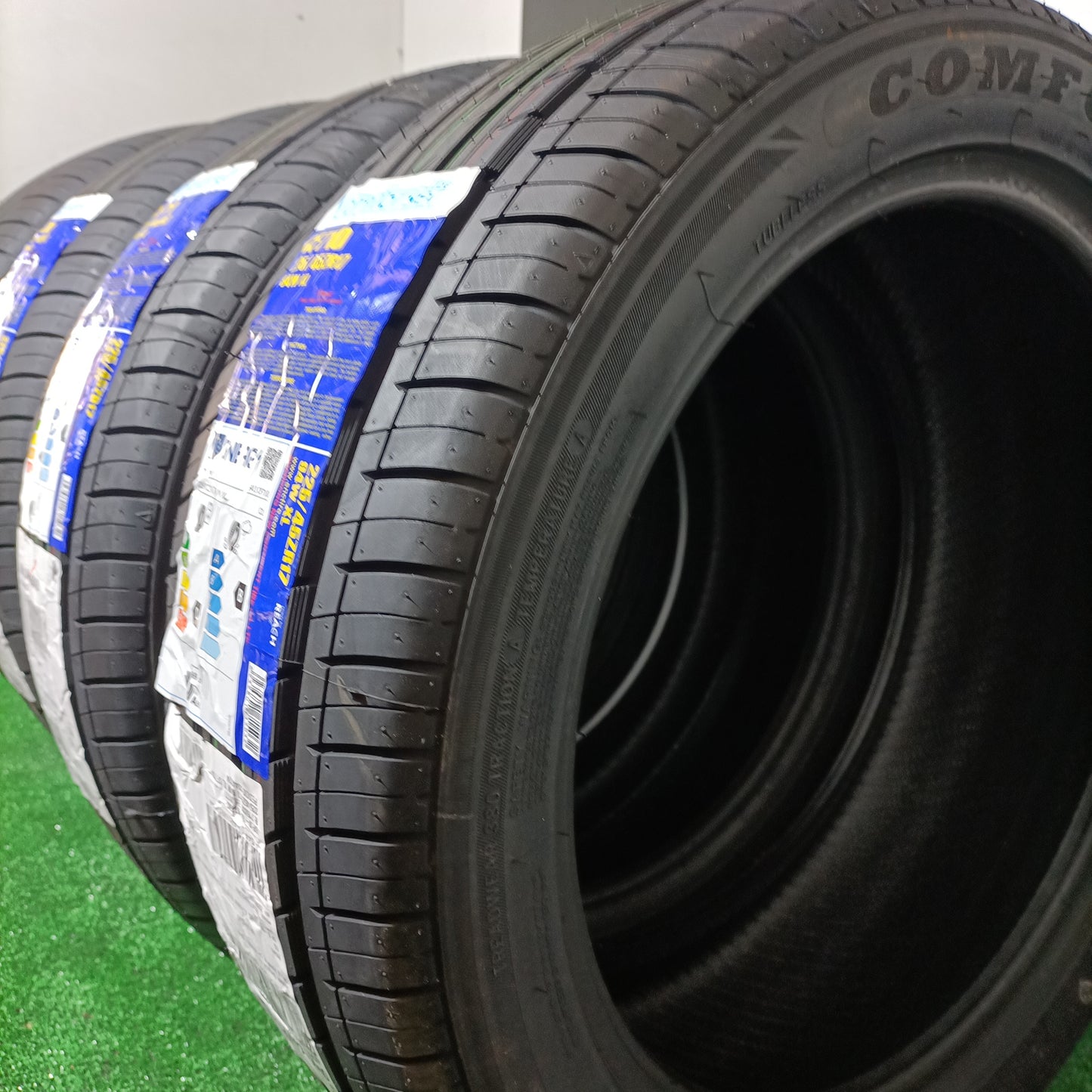 225 45 17 94W XL COMFORSER TIRES CON PROTECCIÓN DE LLANTA /PRECIO UNIDAD, ENVÍO GRATIS.