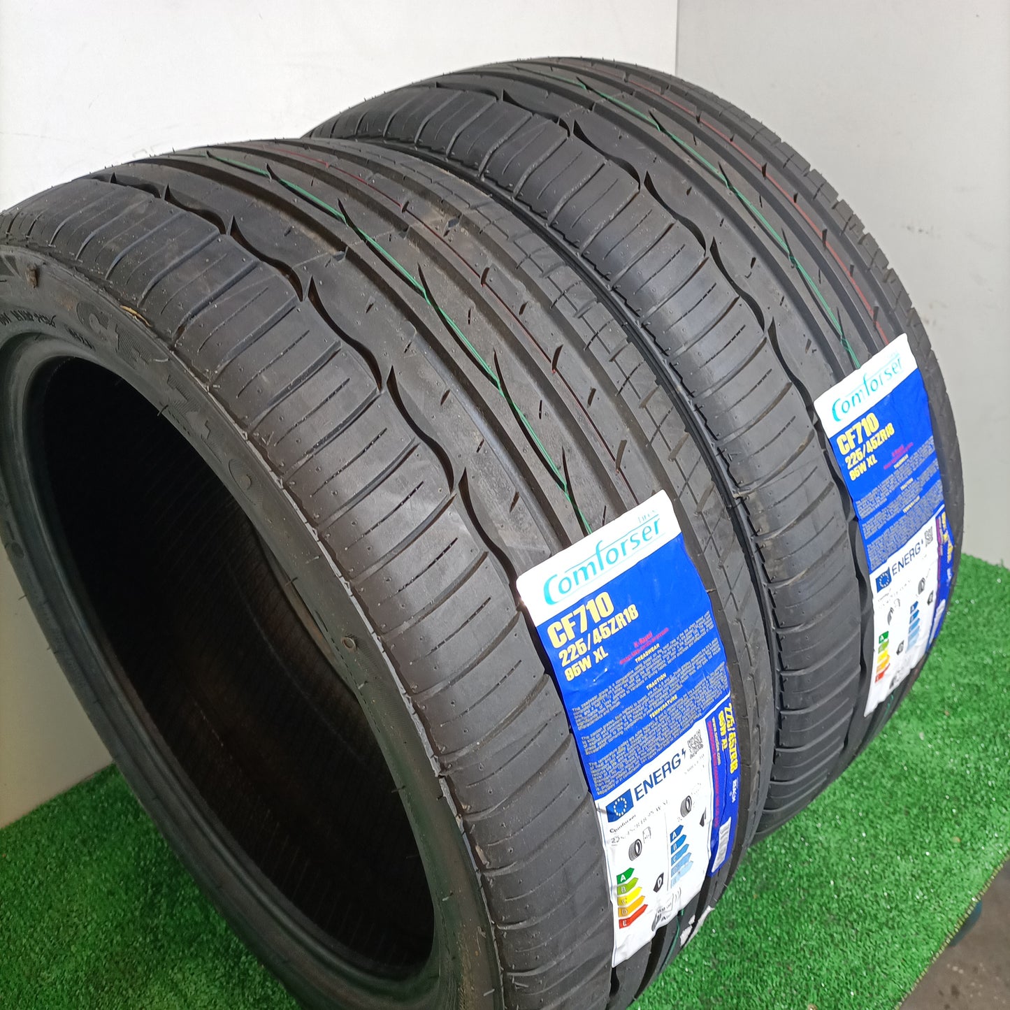 225 45 18 95W XL CF 710 COMFORSER TIRES CON PROTECCIÓN DE LLANTA /PRECIO UNIDAD, ENVÍO GRATIS.