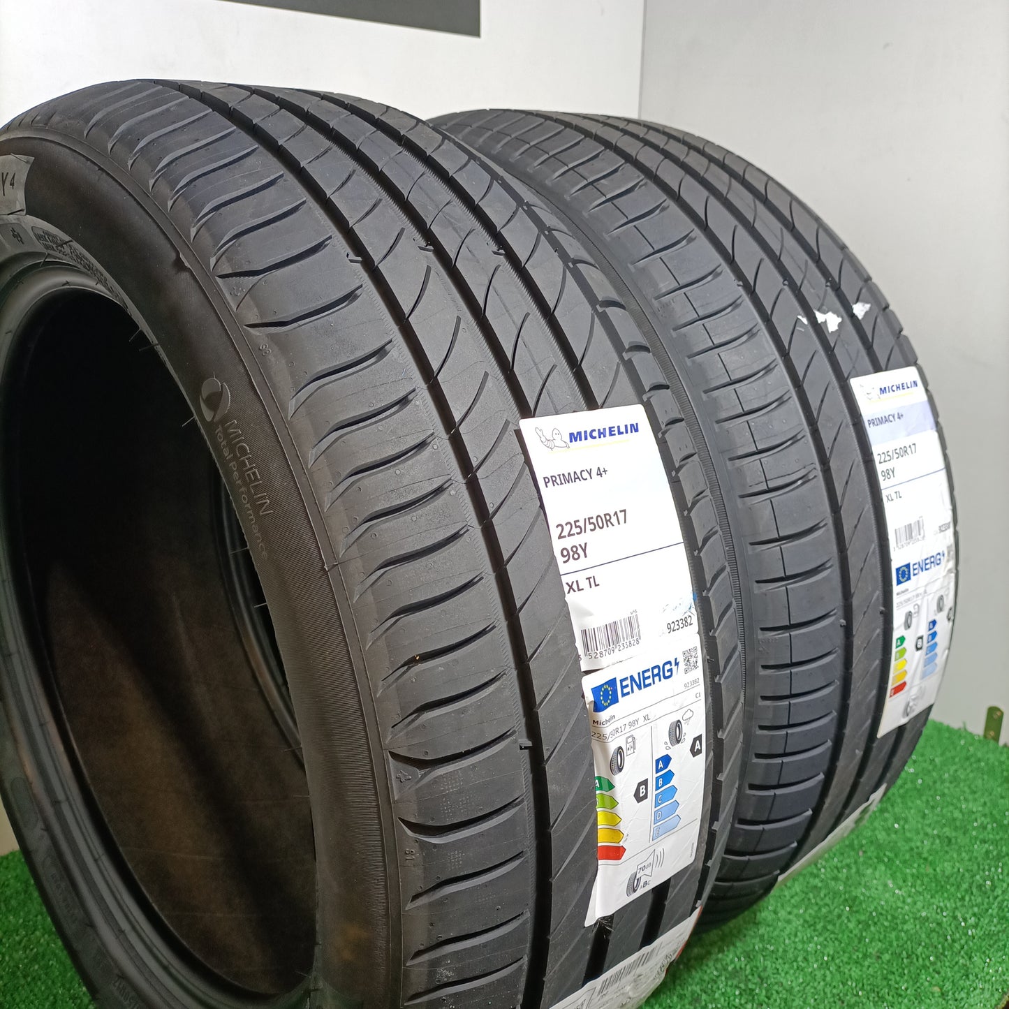 225 50 17 98Y XL TL MICHELIN PRIMACY 4+ /PRECIO UNIDAD, ENVÍO GRATIS.
