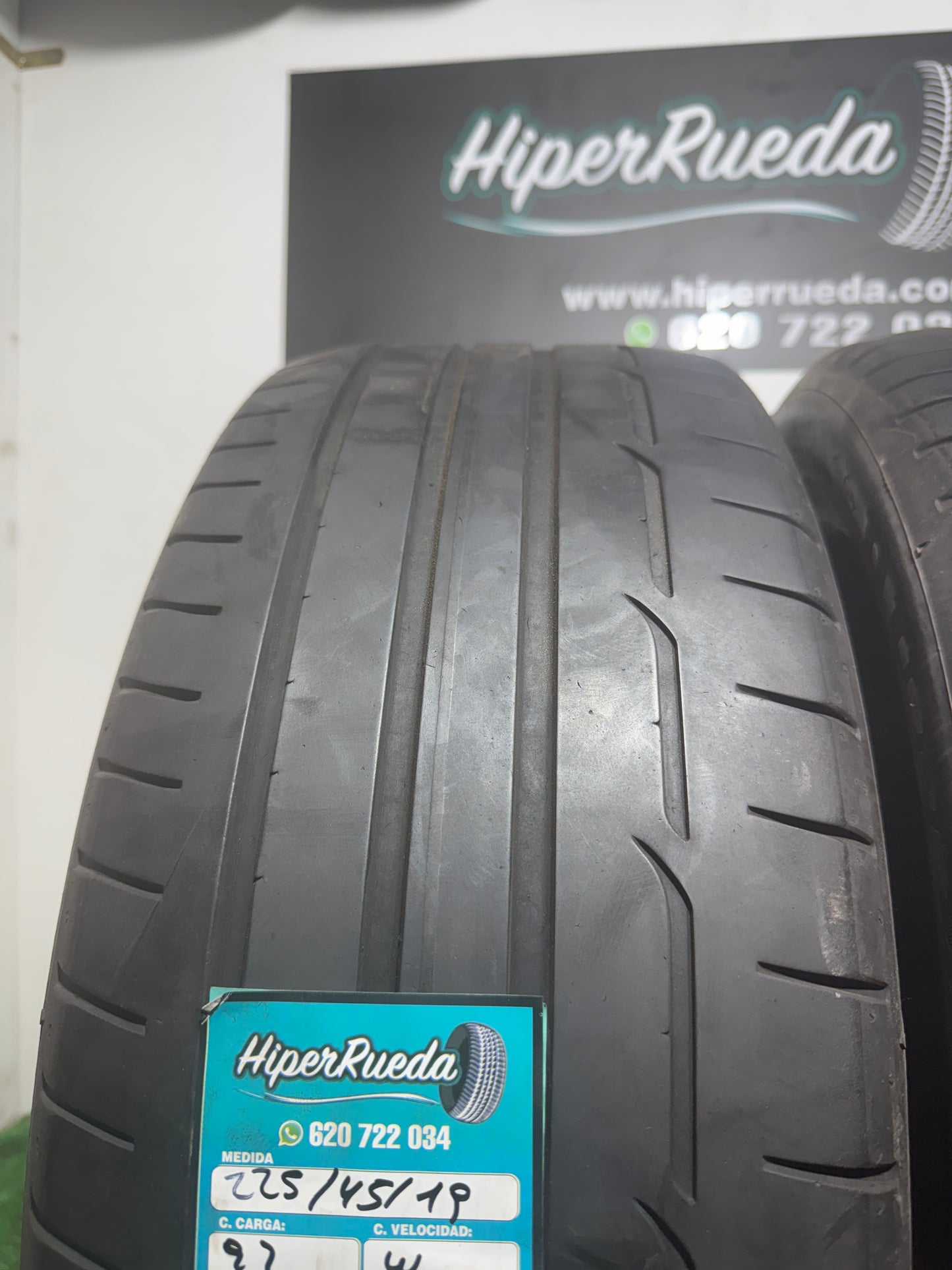 225 45 19 92W DUNLOP SPORTMAXX