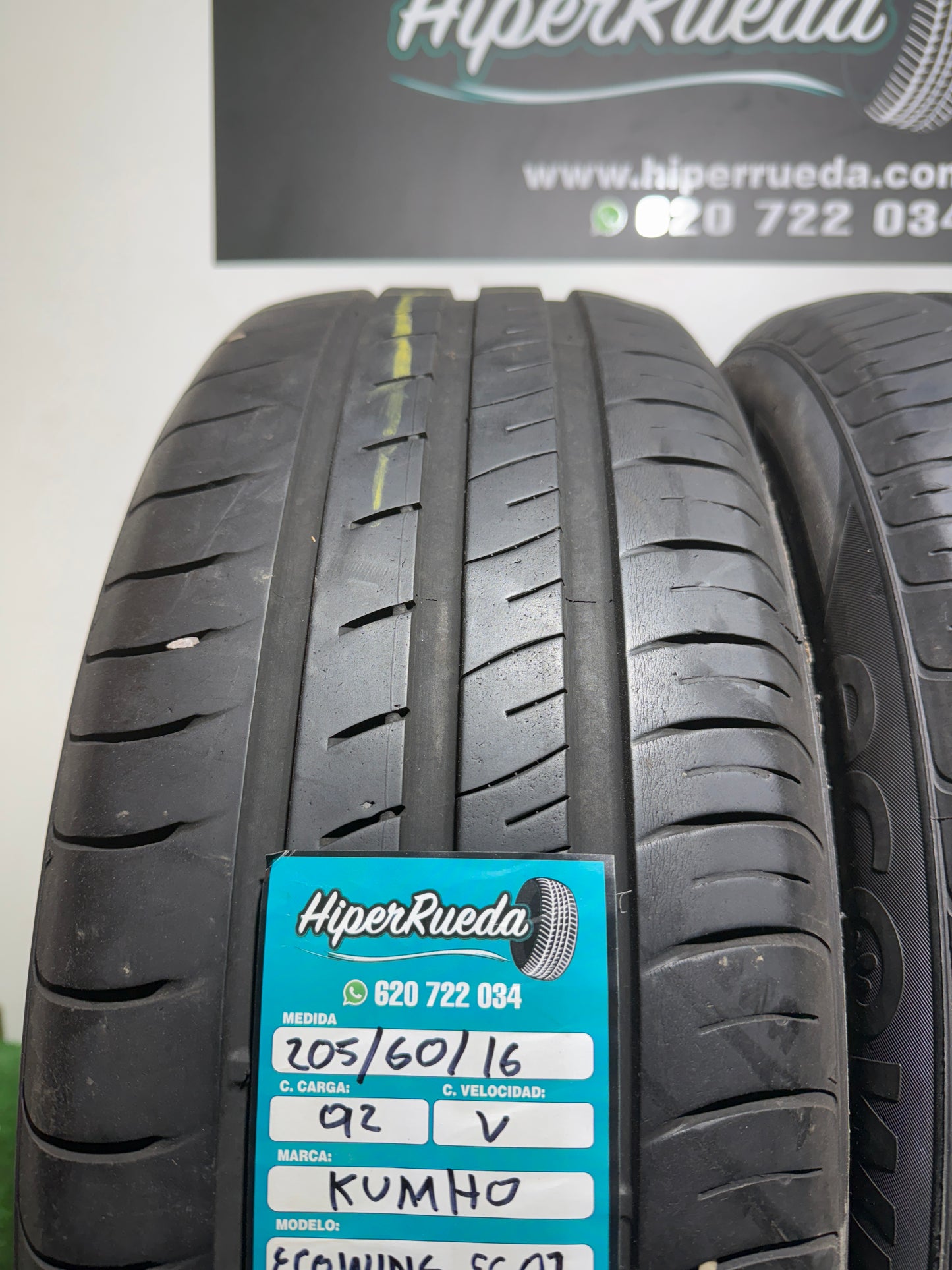205 60 16 92V KUMHO ECOWING ES01