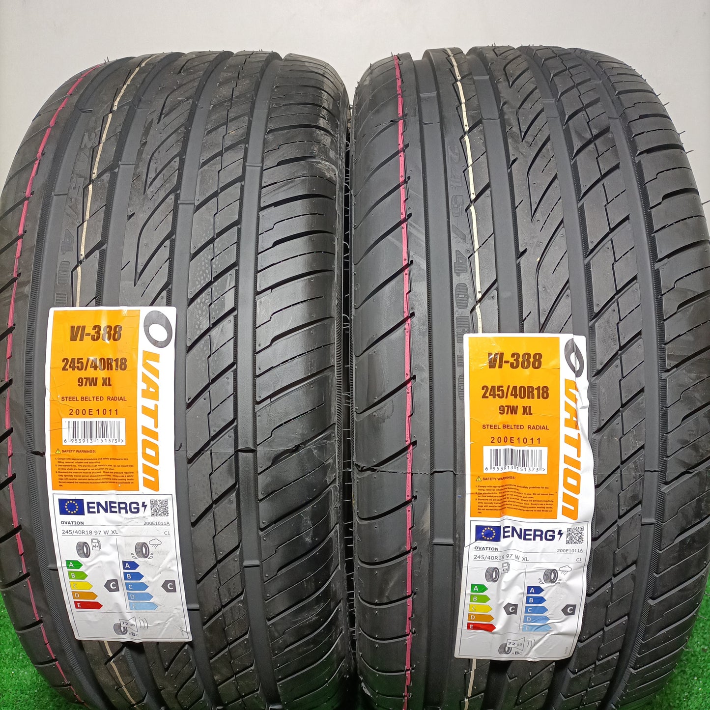 245 40 18 97W XL OVATION VI-388 /PRECIO UNIDAD, ENVÍO GRATIS.
