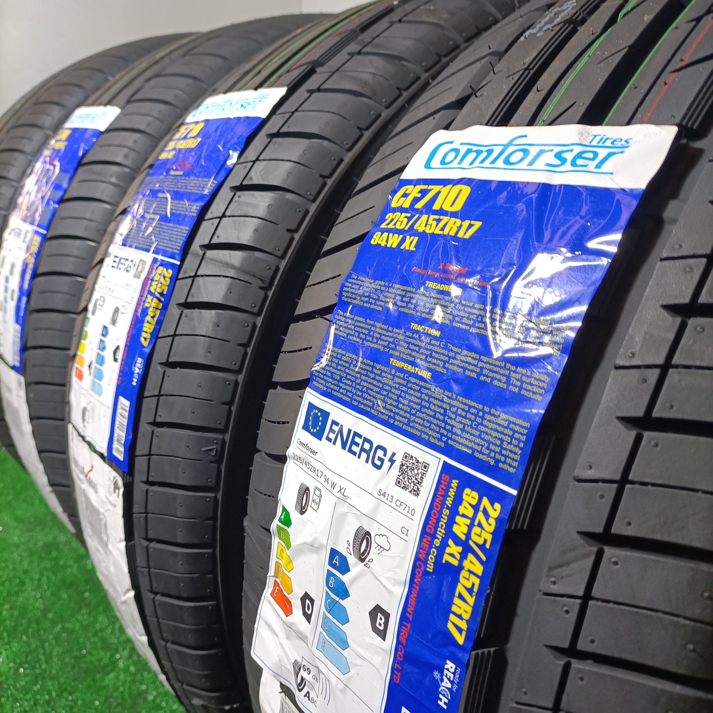 225 45 17 94W XL COMFORSER TIRES CON PROTECCIÓN DE LLANTA  /PRECIO UNIDAD,  ENVÍO GRATIS.