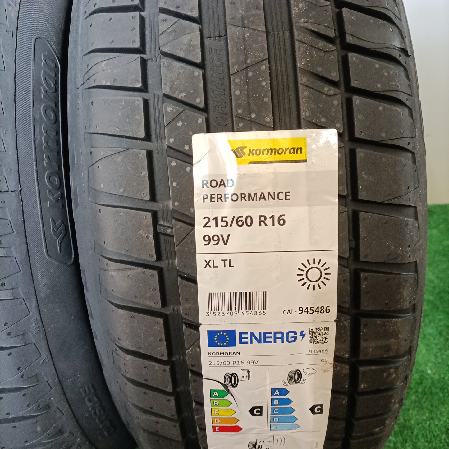 215 60 16 99V XL TL KORMORAN ROAD PERFORMANCE  /PRECIO UNIDAD,  ENVÍO GRATIS.