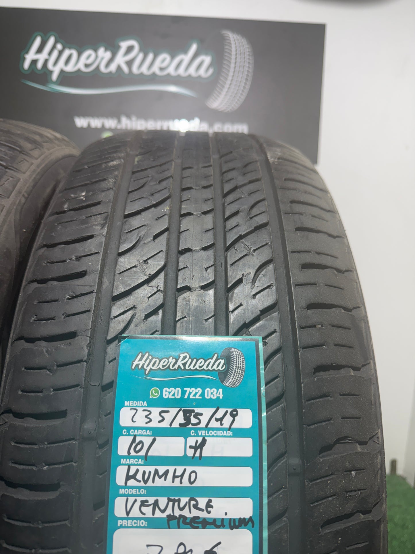 235 55 19 101H KUMHO VENTURE PREMIUM