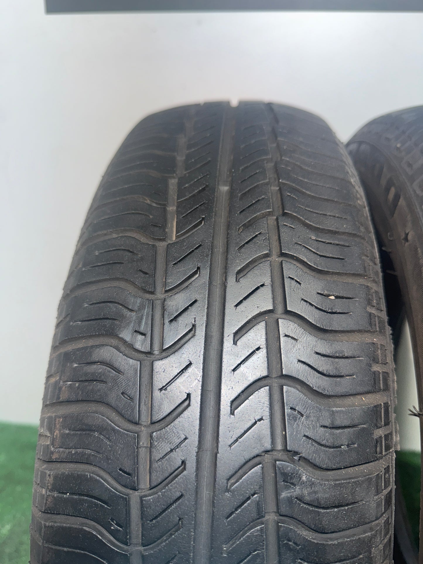 175 65 15 84T PIRELLI P3000