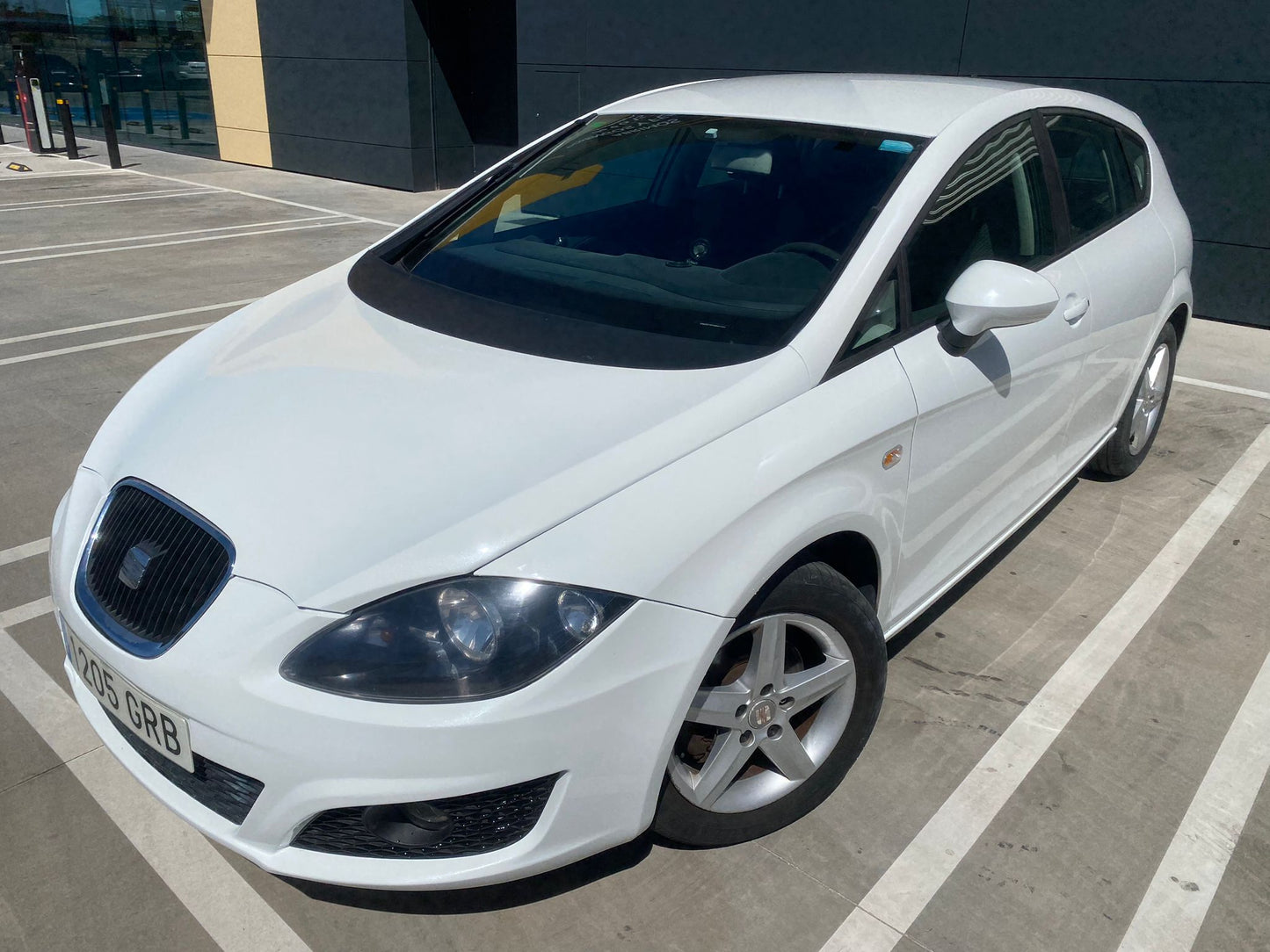 SEAT LEON