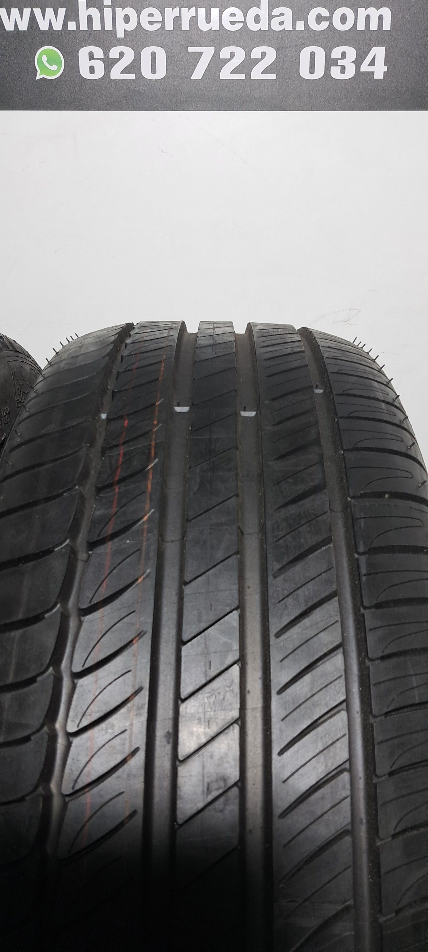 215 45 17 87W MICHELIN PRIMACY HP